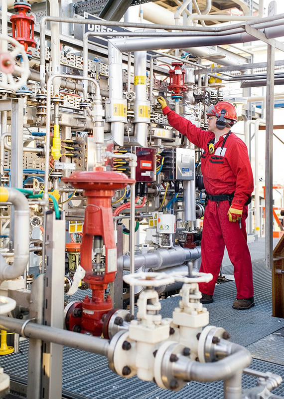 3 oil refinery worker paul rapson